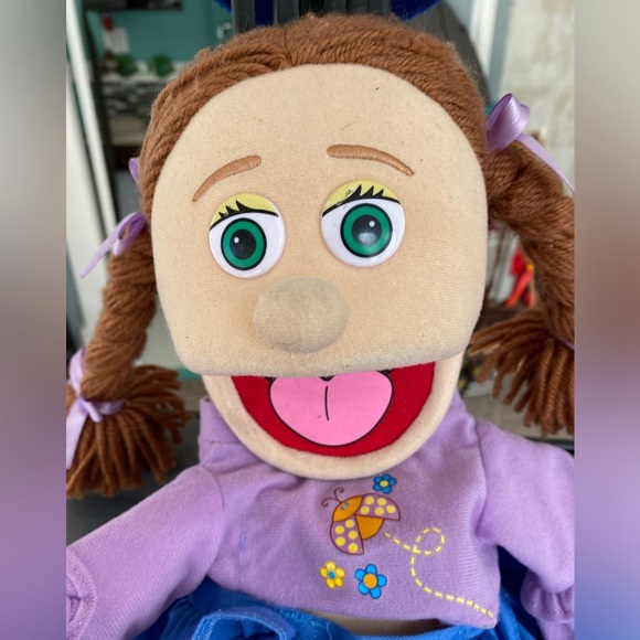 Silly Puppets Amy Peach Girl Full Body Ventriloquist Style Puppet 15” - Picture 2 of 7